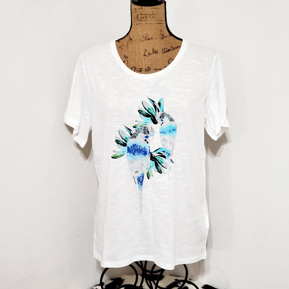 H & M 2 blue beaded birds graphic on a white short sleeve tee Medium Beachy!